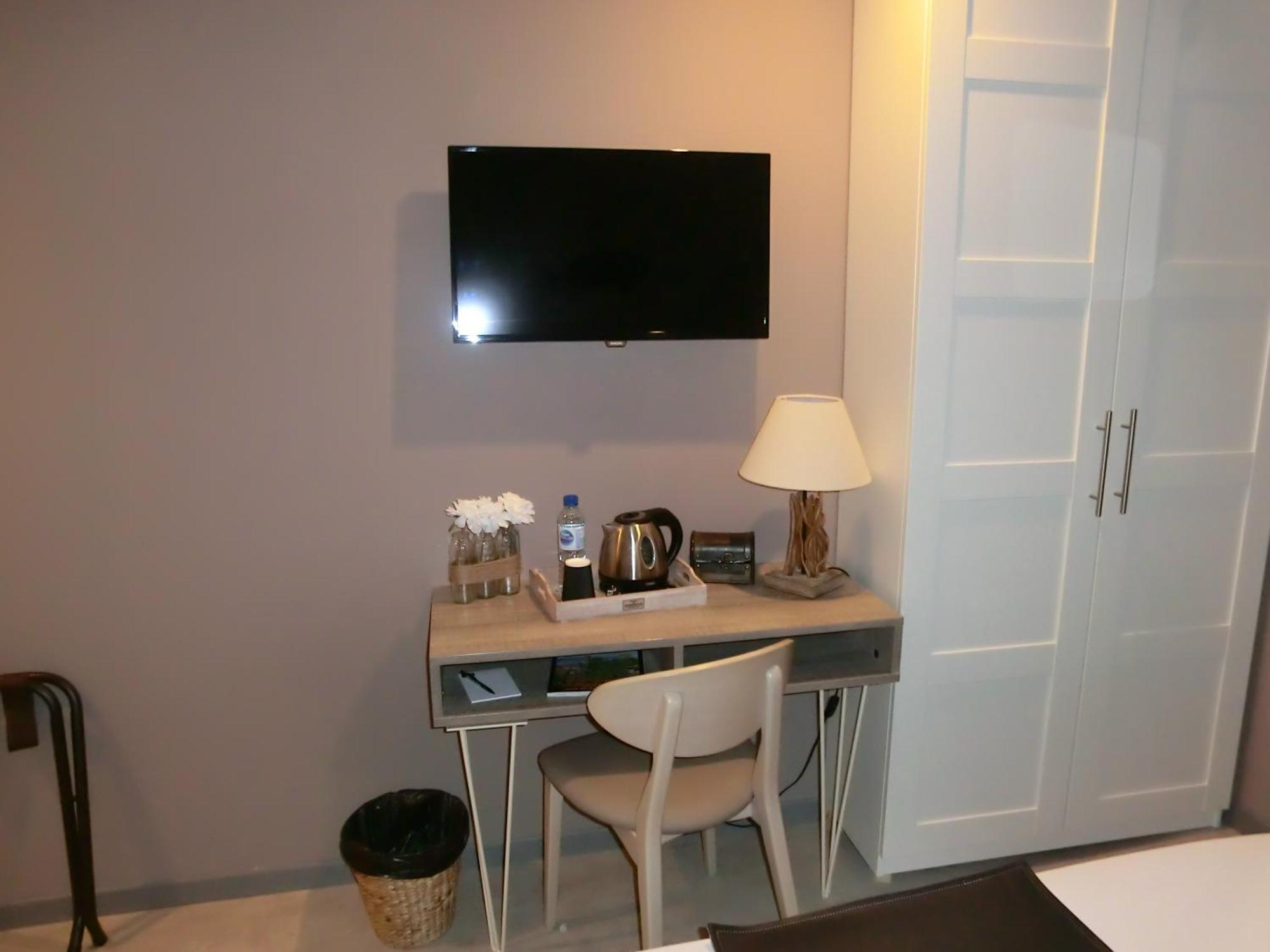 Hotel Sur Le Quai ポール・ヴァンドル 部屋 写真