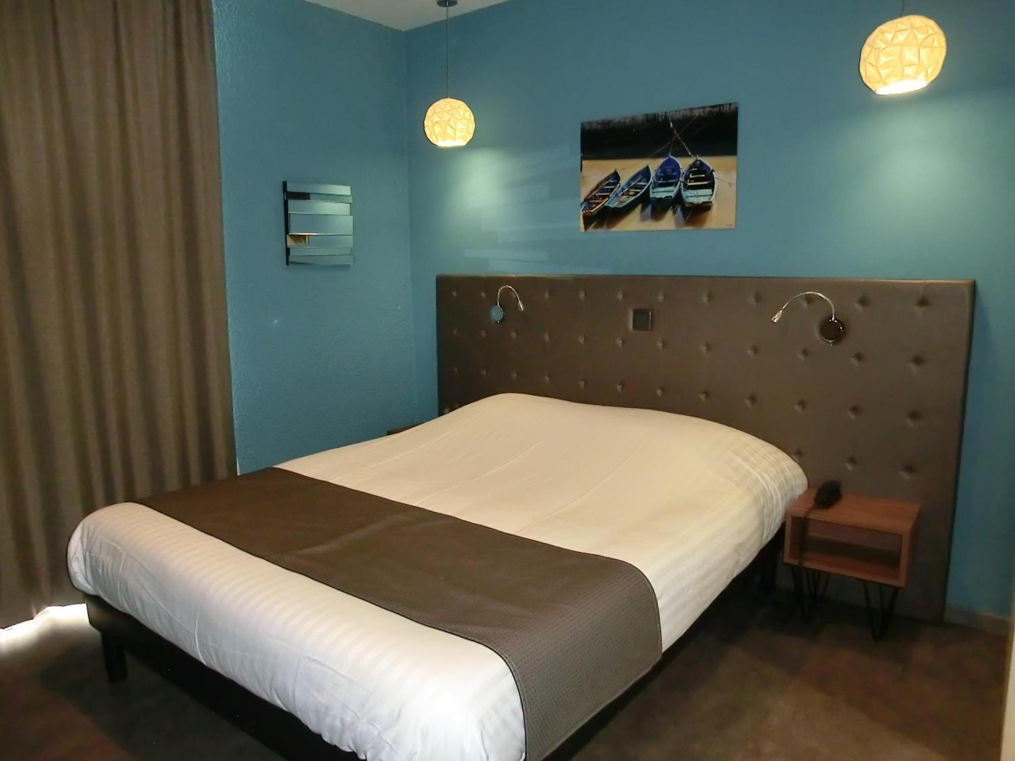 Hotel Sur Le Quai ポール・ヴァンドル 部屋 写真