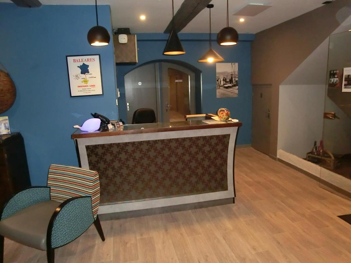 Hotel Sur Le Quai ポール・ヴァンドル エクステリア 写真