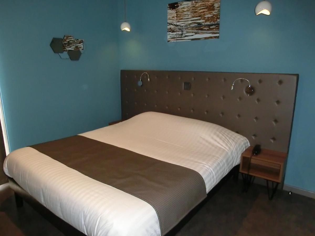 Hotel Sur Le Quai ポール・ヴァンドル エクステリア 写真